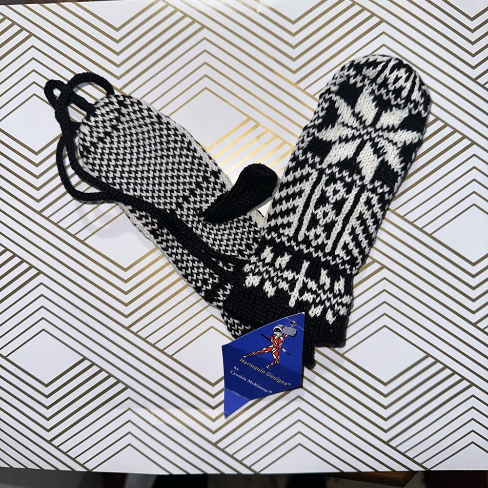 Vintage Harlequin Design by Cynthia McKinney kids mittens age 1-2